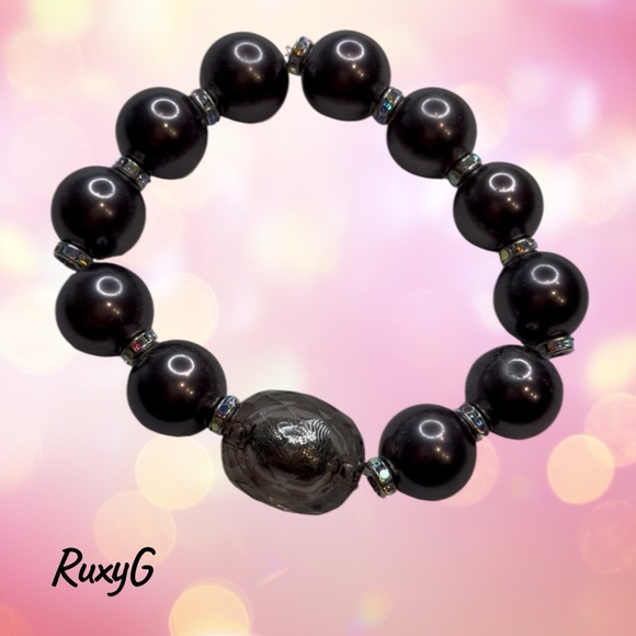 560. Grey-Purple Beaded Bracelet - Picture 6 of 6